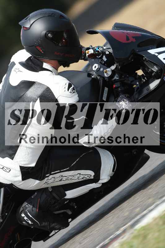 /Archiv-2022/55 14.08.2022 Plüss Moto Sport ADR/Backside
